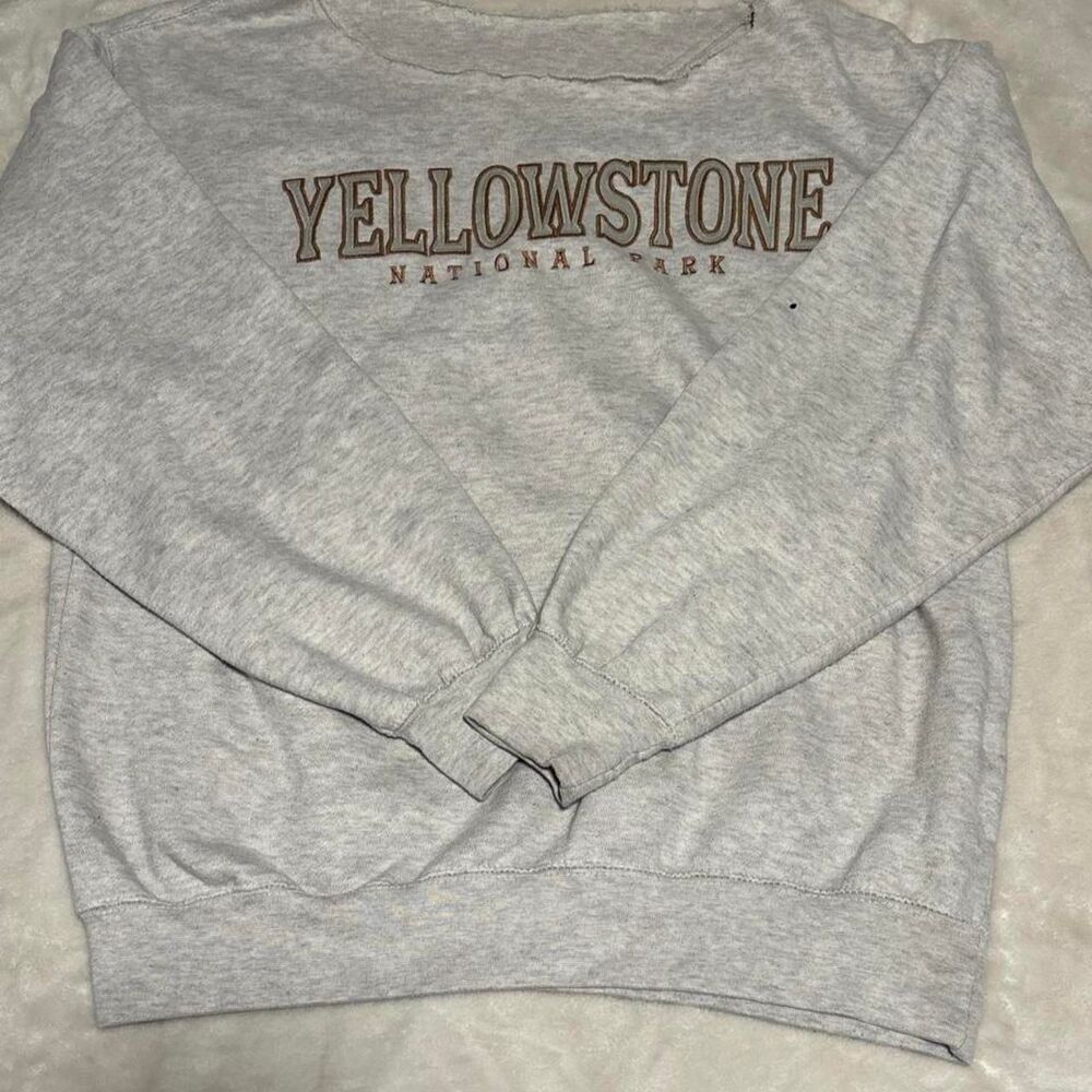 Unbranded Women's Grey Sweatshirt